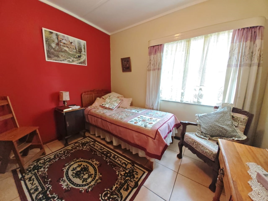 5 Bedroom Property for Sale in Generaal De Wet Free State